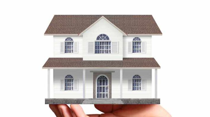 Ilustrasi dua pilihan beli rumah dari developer dan pemilik langsung tahun 2025